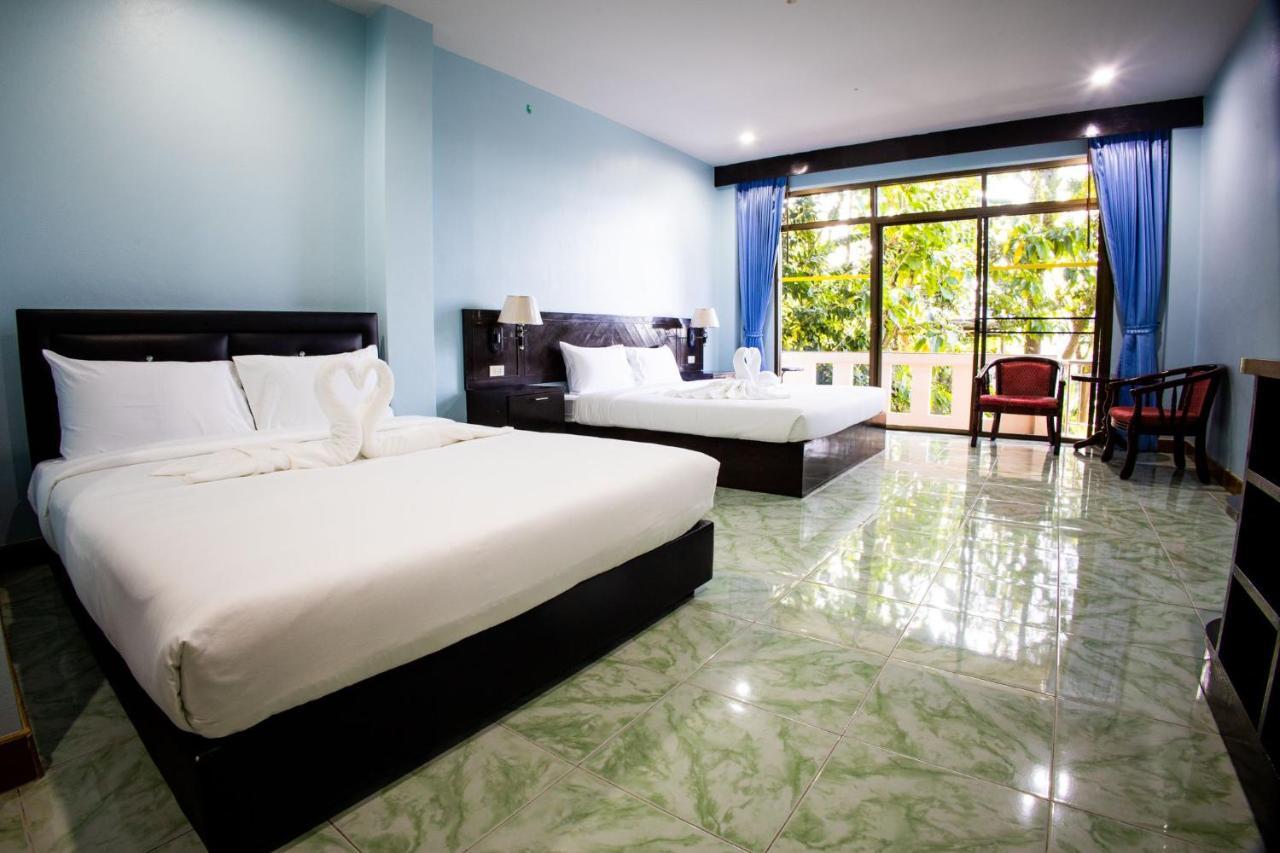 Hotel Riviera Patong Exterior foto